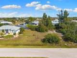 2524 Larkspur Drive - Photo 4