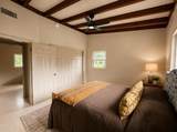 1402 Phyllis Street - Photo 8