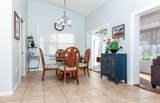 172 Southampton Place - Photo 10