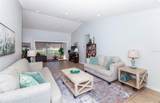 172 Southampton Place - Photo 5