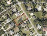 2450 Alamander Avenue - Photo 44