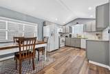 204 Crown Point Drive - Photo 4
