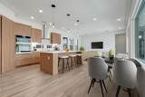 3016 Kensington Avenue - Photo 14