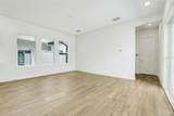 3016 Kensington Avenue - Photo 33