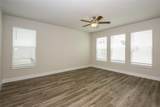 812 Voorhis Avenue - Photo 3