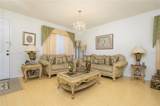 2531 Lyndscape Street - Photo 15