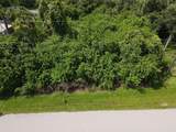 392 Albatross Road - Photo 1