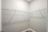 1012 Holly Avenue - Photo 24