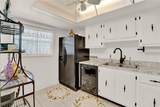 325 Causeway - Photo 9