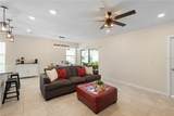 5298 Royal Point Avenue - Photo 9