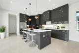 3024 Kensington Avenue - Photo 17