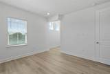 16144 Volterra Point - Photo 30