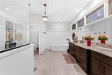 5655 Oak Hollow Lane - Photo 18