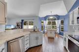 2203 Essex Dr - Photo 14
