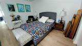 525 Oak Terrace - Photo 16