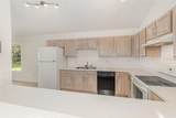 2548 Albion Avenue - Photo 11