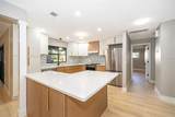 201 Lyndhurst Court - Photo 11