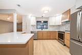 201 Lyndhurst Court - Photo 8