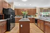 6712 Thornhill Circle - Photo 11