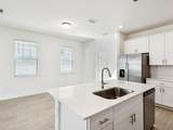 2273 Hen - Photo 3