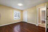 755 Oak Terrace - Photo 20
