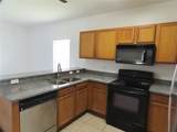 427 Wilton Circle - Photo 5