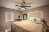 2831 Mulford Avenue - Photo 11