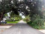 2831 Mulford Avenue - Photo 3
