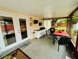 1643 Saxon Boulevard - Photo 10