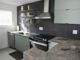 121-123 Hollywood Avenue - Photo 16