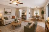 2304 Glenmore Circle - Photo 10