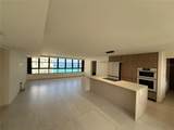 1 Taft - Photo 1