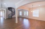 1380 Lake Shore Boulevard - Photo 11