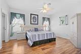 8063 King Palm Circle - Photo 14
