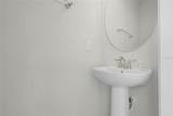 2427 Dubai Street - Photo 27
