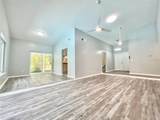 713 Wood Lane - Photo 5