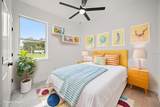 589 Lamon Avenue - Photo 18
