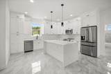 589 Lamon Avenue - Photo 8
