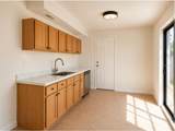 301 Clark Street - Photo 6