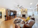 2728 Saint Cloud Oaks Drive - Photo 17