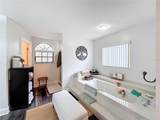 2728 Saint Cloud Oaks Drive - Photo 24