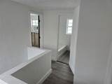 301 Chelsea Street - Photo 14