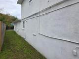 301 Chelsea Street - Photo 2