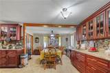 1062 Mayflower Avenue - Photo 10