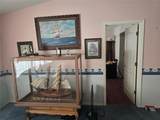 6473 Blackbird Avenue - Photo 10