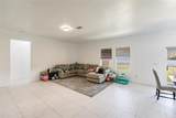 733 Garden Oaks Square - Photo 7