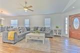 1666 Meadow Oak Lane - Photo 6