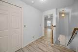 985 Wellington Court - Photo 32