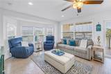 100 Windrush Boulevard - Photo 4