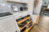8916 Windlass Cove - Photo 15